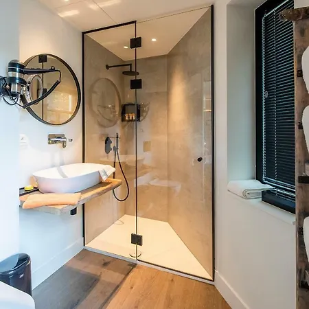 Barefoodgiulia 4* Hasselt