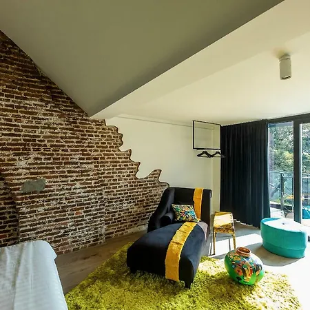 Barefoodgiulia 4*