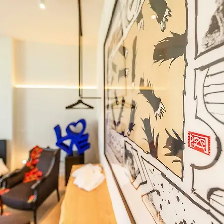 Barefoodgiulia Hotel Hasselt